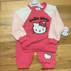 NWT Hello Kitty Fleece Jogger 2piece Sweatsuit